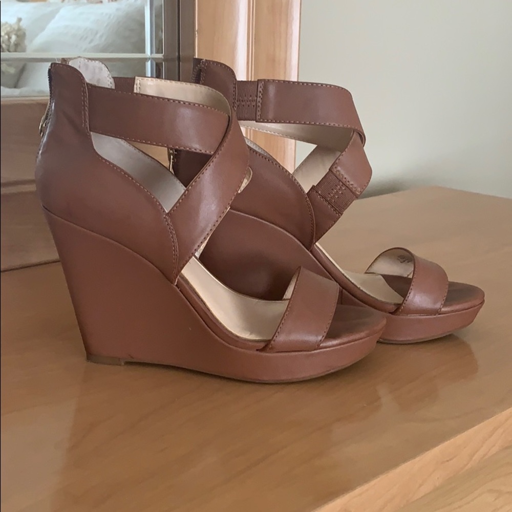 Jessica Simpson Wedges